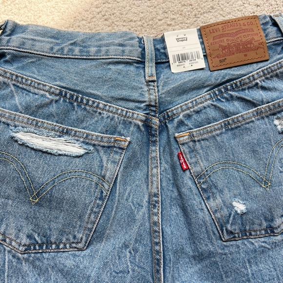 Levi's 501 Urban Ripped Destroyed Women High-Rise Jean Denim Shorts 6” Inseam 26 - Picture 8 of 13